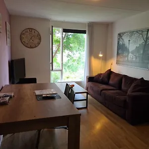 Johan's With Roofterrace And Cheap Parking - Since 2014 Проживание в семье